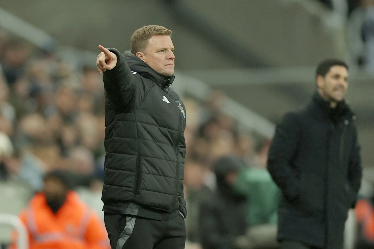 المدرب يونايتد إيدي هاو 