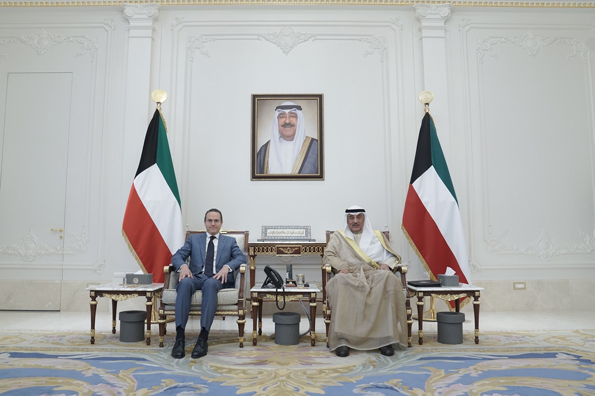 سمو ولي العهد مستقبلاً الرئيس التنفيذي لشركة شل للطاقة العالمية