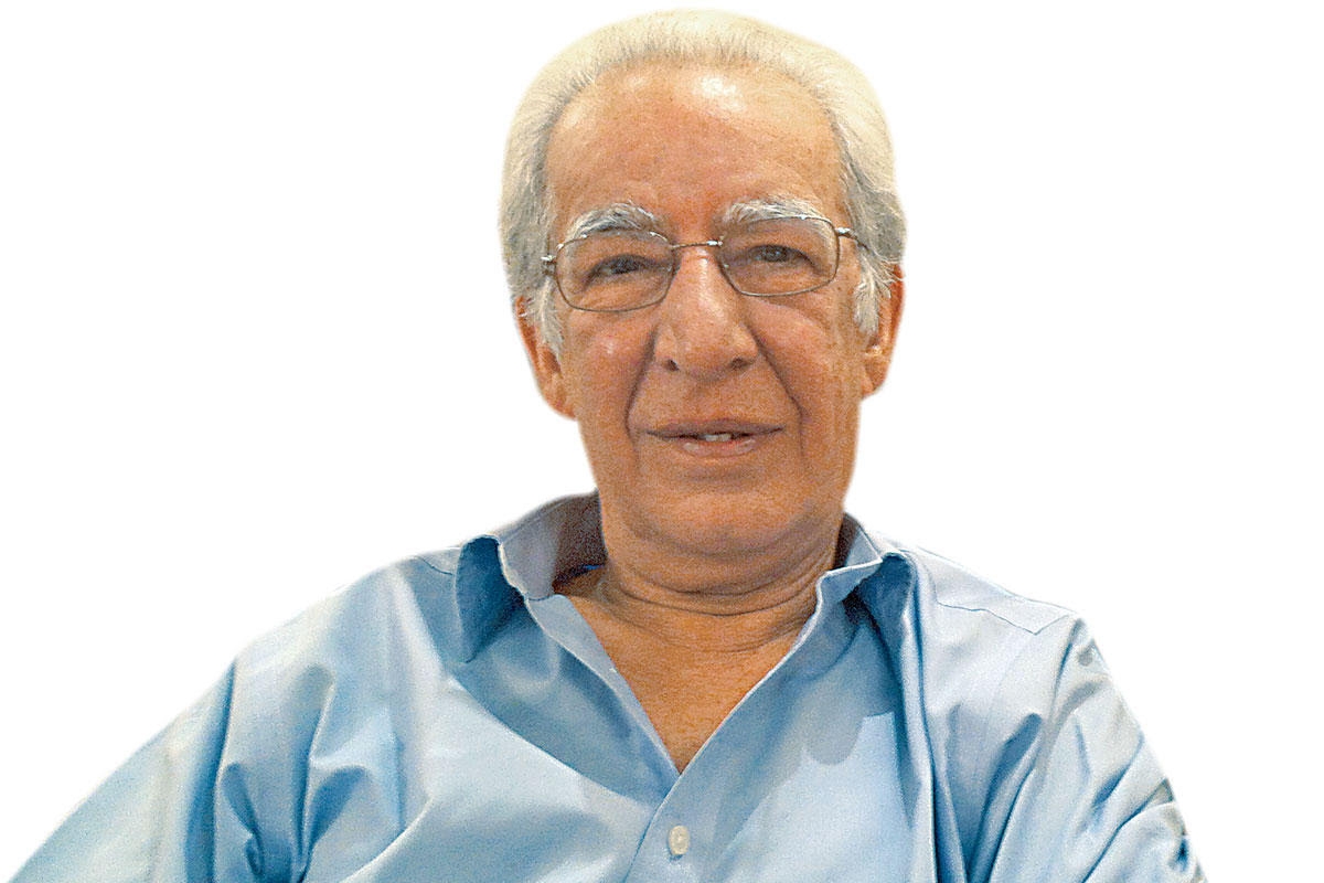 الراحل عبدالصمد العوضي 