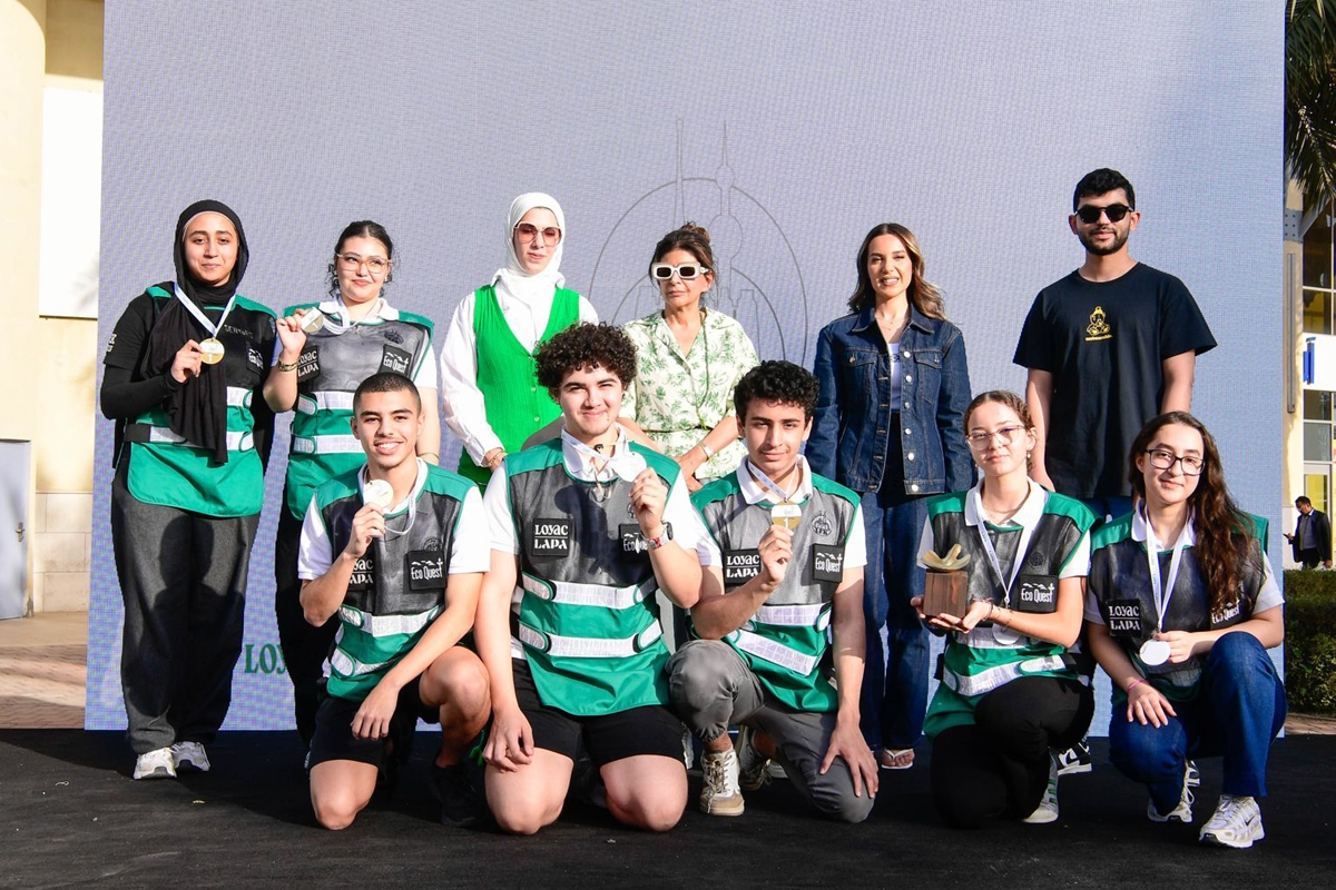 فريق المدرسة 