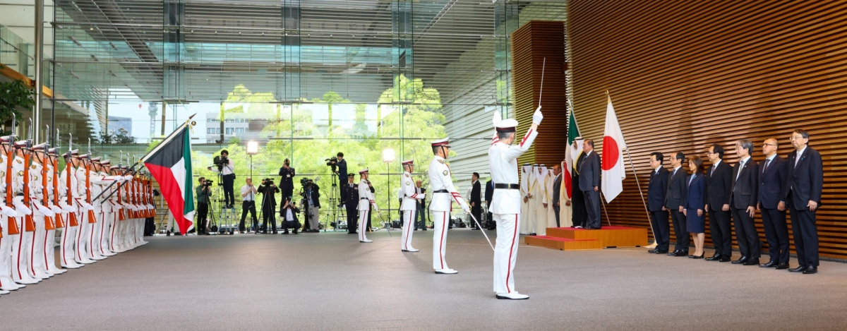 استقبال رسمي حافل لولي العهد