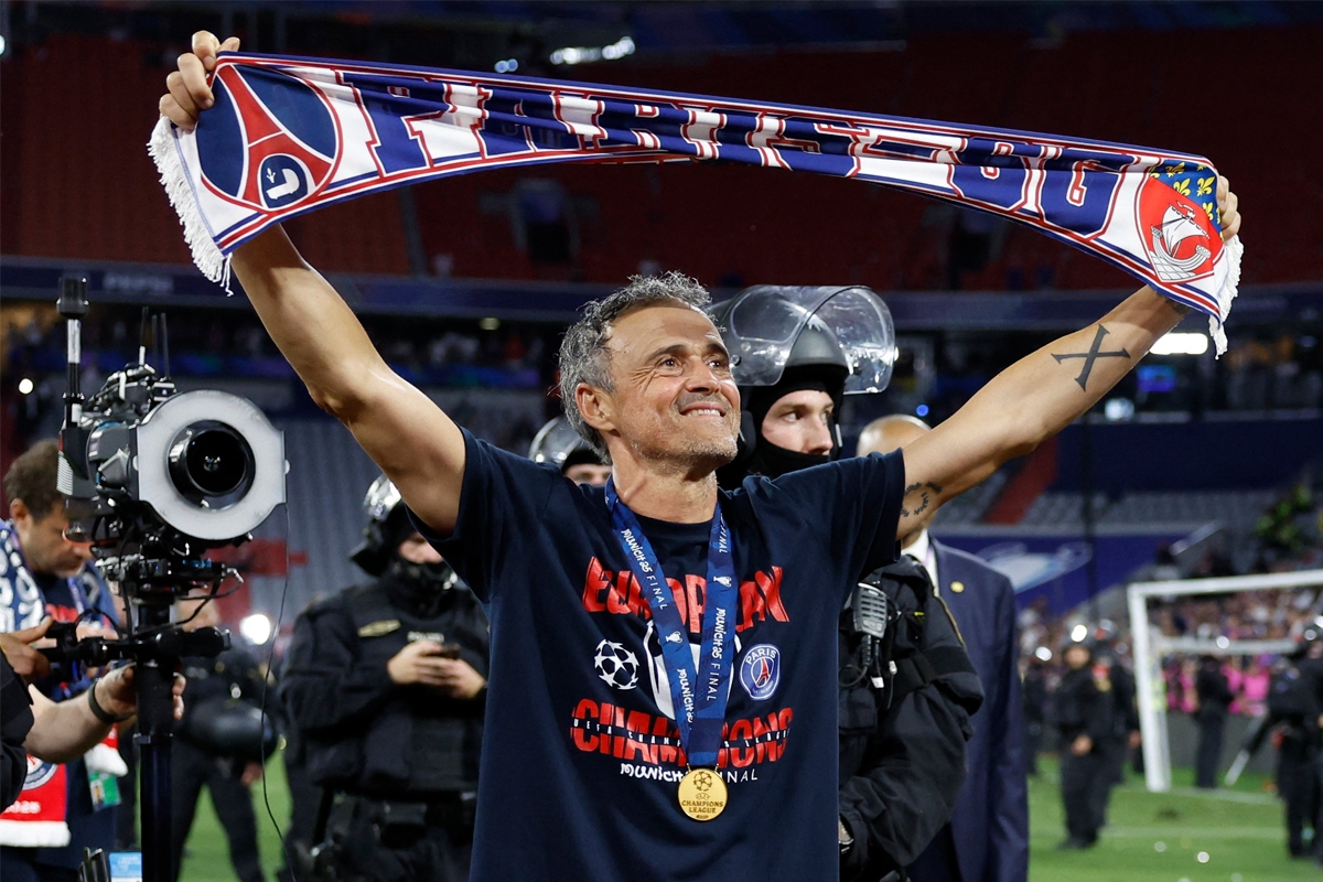 مدرب سان جرمان إنريكي  