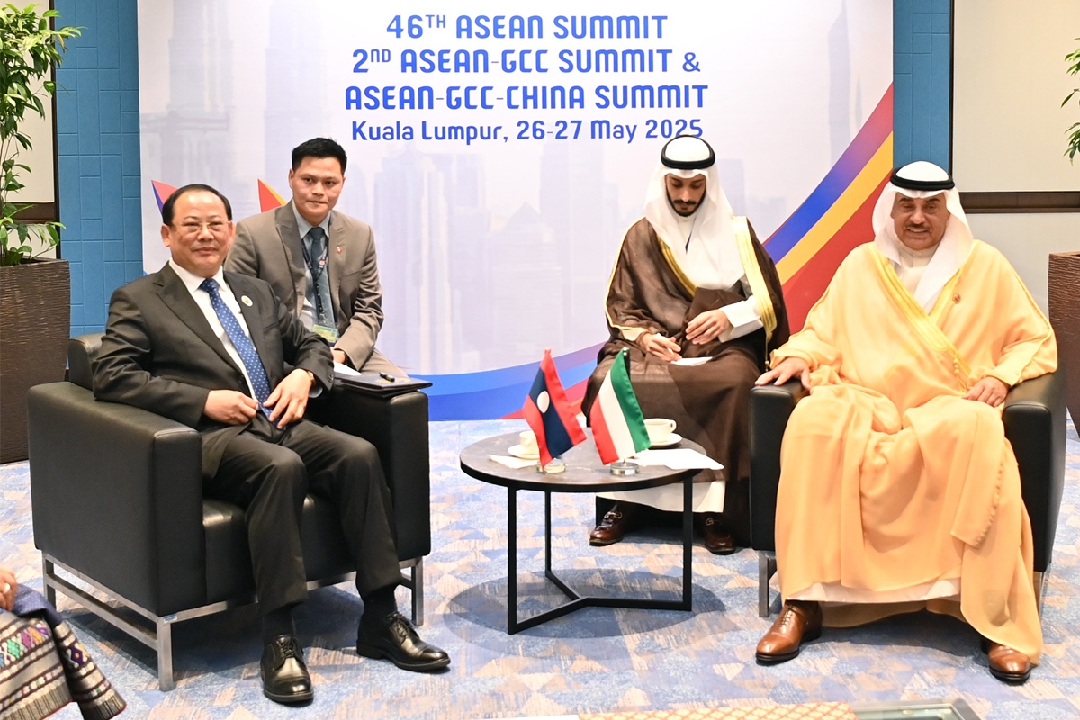 ممثل الأمير ورئيس وزراء لاوس