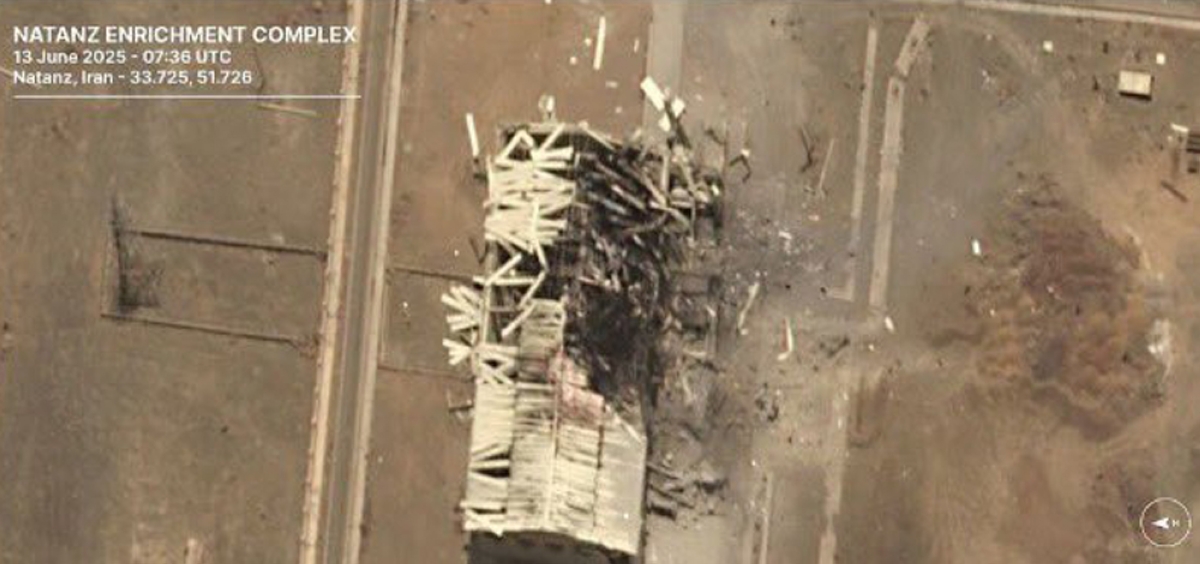 صورة مأخوذة من قمر اصطناعي للضرر الذي أصاب إحدى المنشآت في موقع نطنز وسط إيران