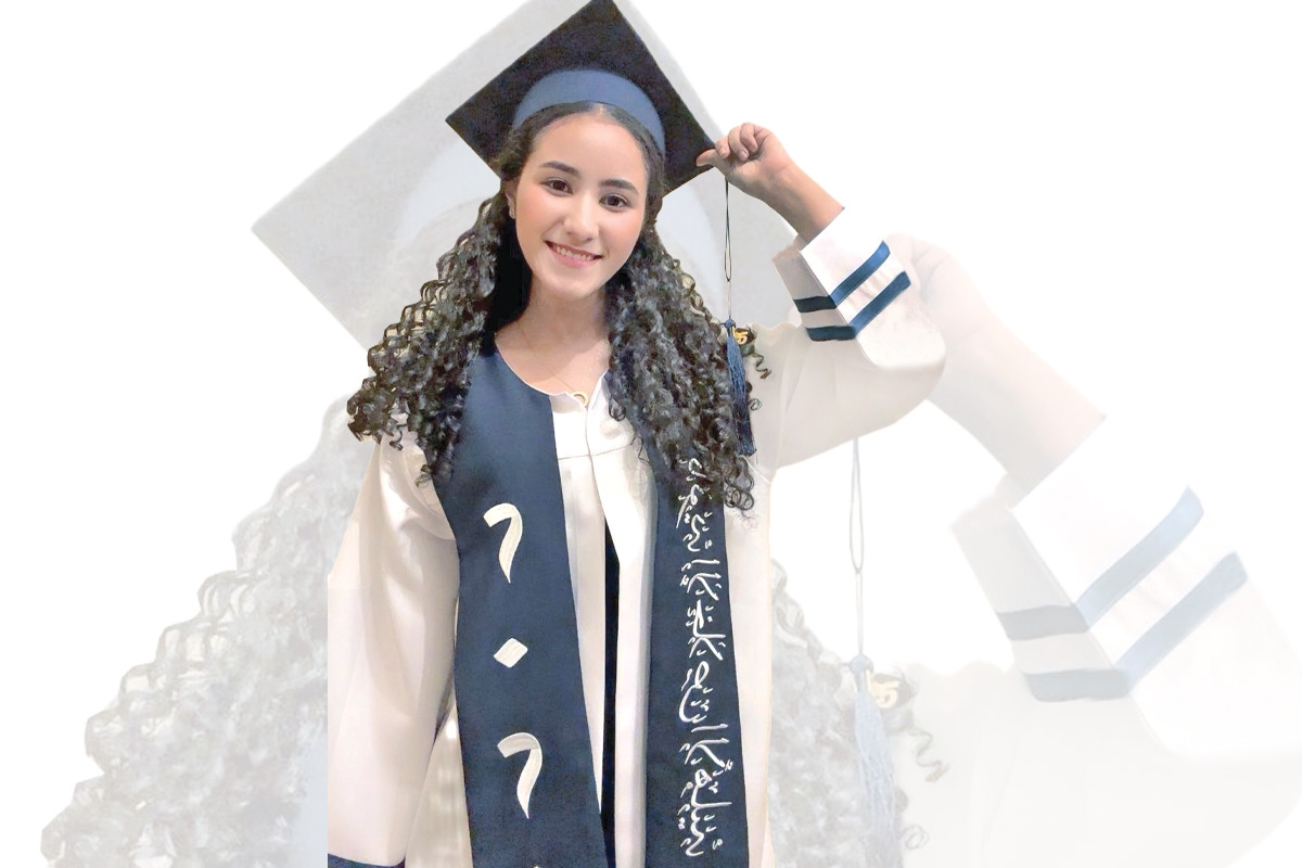 الطالبة مريم مبارز