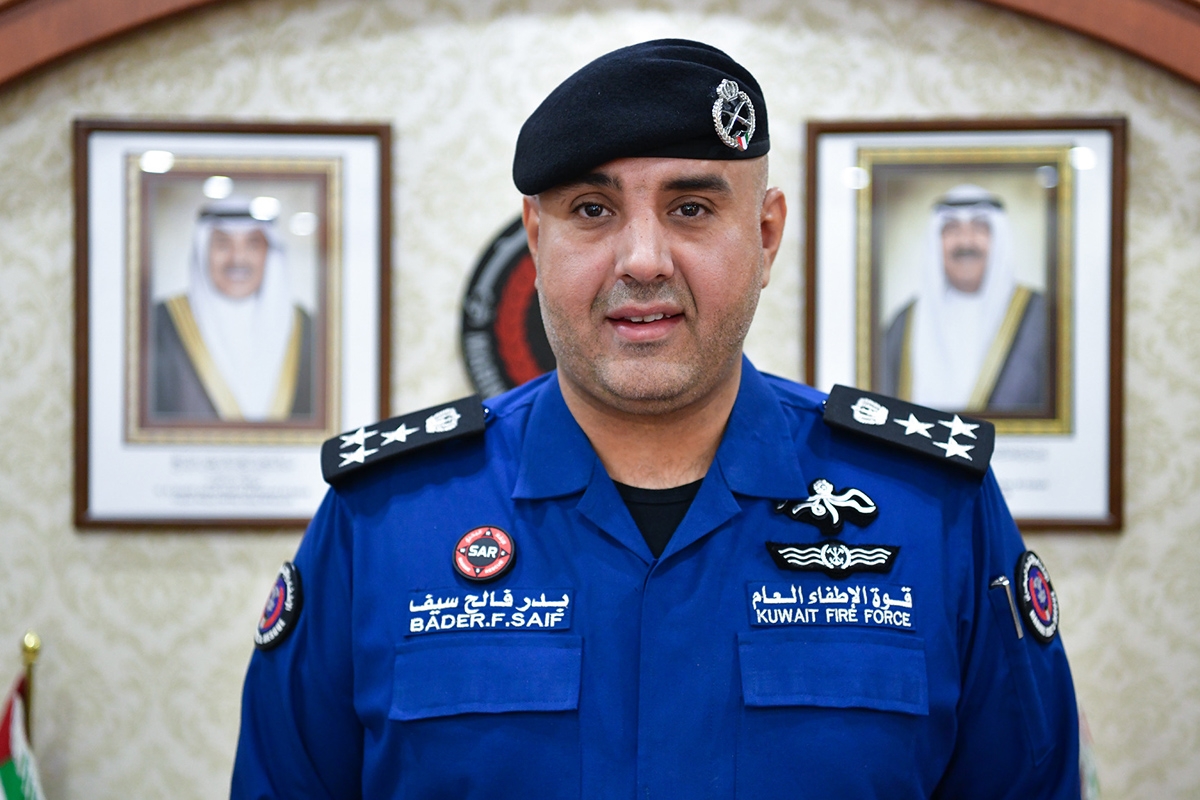 مدير إدارة الإطفاء البحري في قوة الاطفاء العام العميد بدر الكدم 