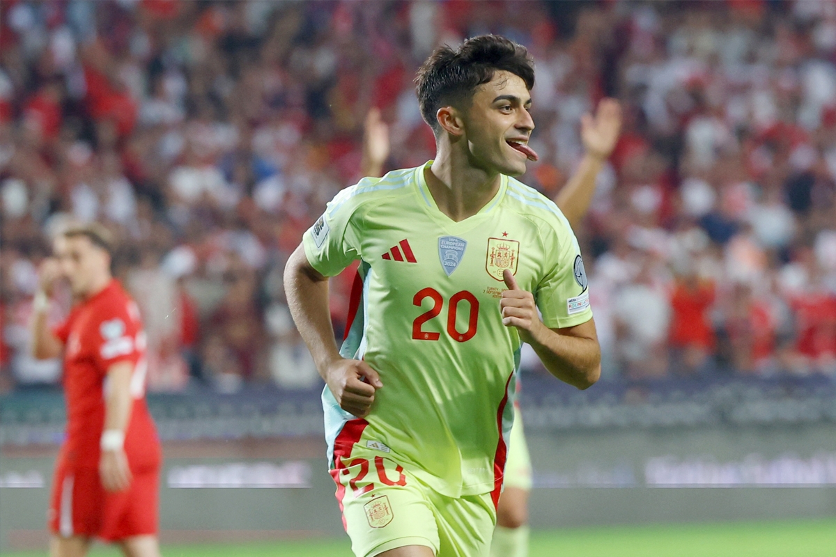 اللاعب بيدري 