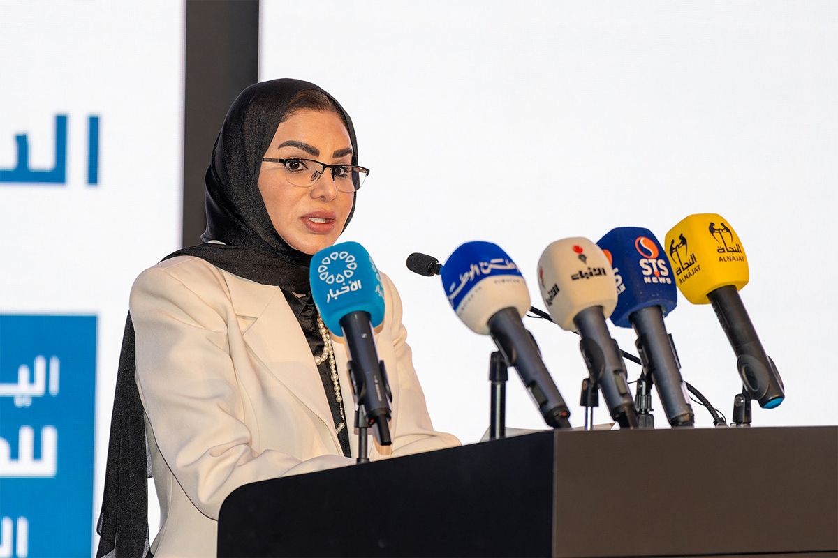 وزيرة الشؤون الاجتماعية وشؤون الأسرة والطفولة الدكتورة أمثال الحويلة