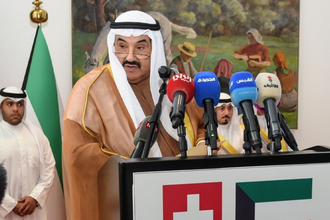 ناصر المحمد: الأمير يقود الكويت بحكمة في مرحلة دقيقة وحساسة