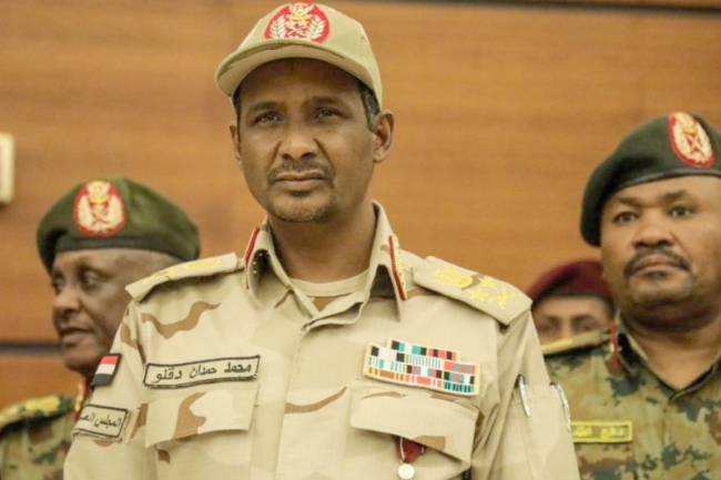 حميدتي يقبض على «الربع» ويهدد بالزحف إلى بورتسودان