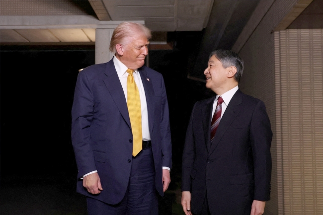 «حادث غريب» يسقط طائرتين عسكريتين أميركيتين في بحر الصين