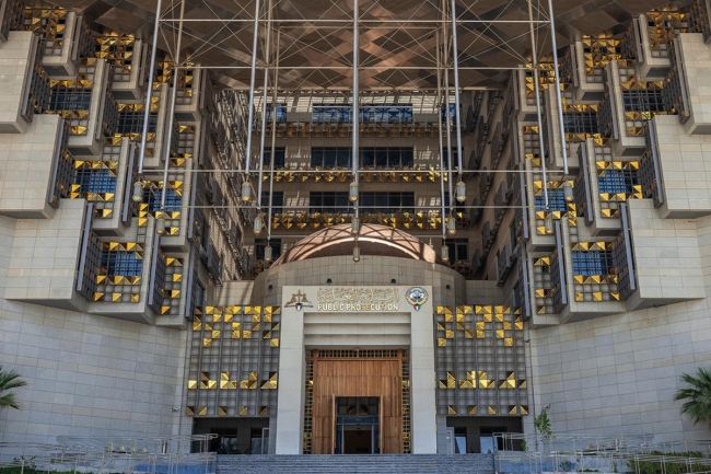 «النيابة»: إحالة 73 متهماً في قضية السحوبات التجارية إلى «الجنايات»