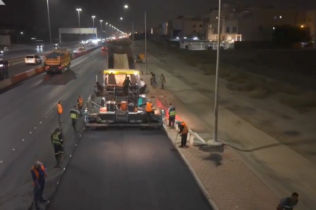 «الطرق»: إنجاز 75% من الصيانة الجذرية لطريق الفحيحيل السريع