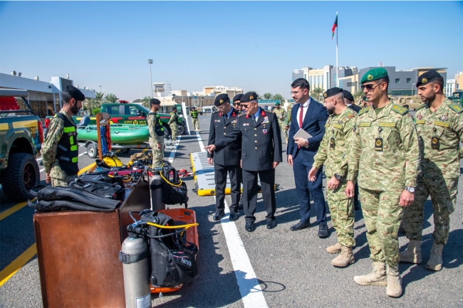 نائب قائد قوات الدرك التركية يزور معسكري «التحرير» و«الشيخ سالم العلي» بالحرس الوطني