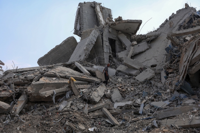 «الاحتلال» يُعيد جثامين 30 فلسطينياً إلى قطاع غزة