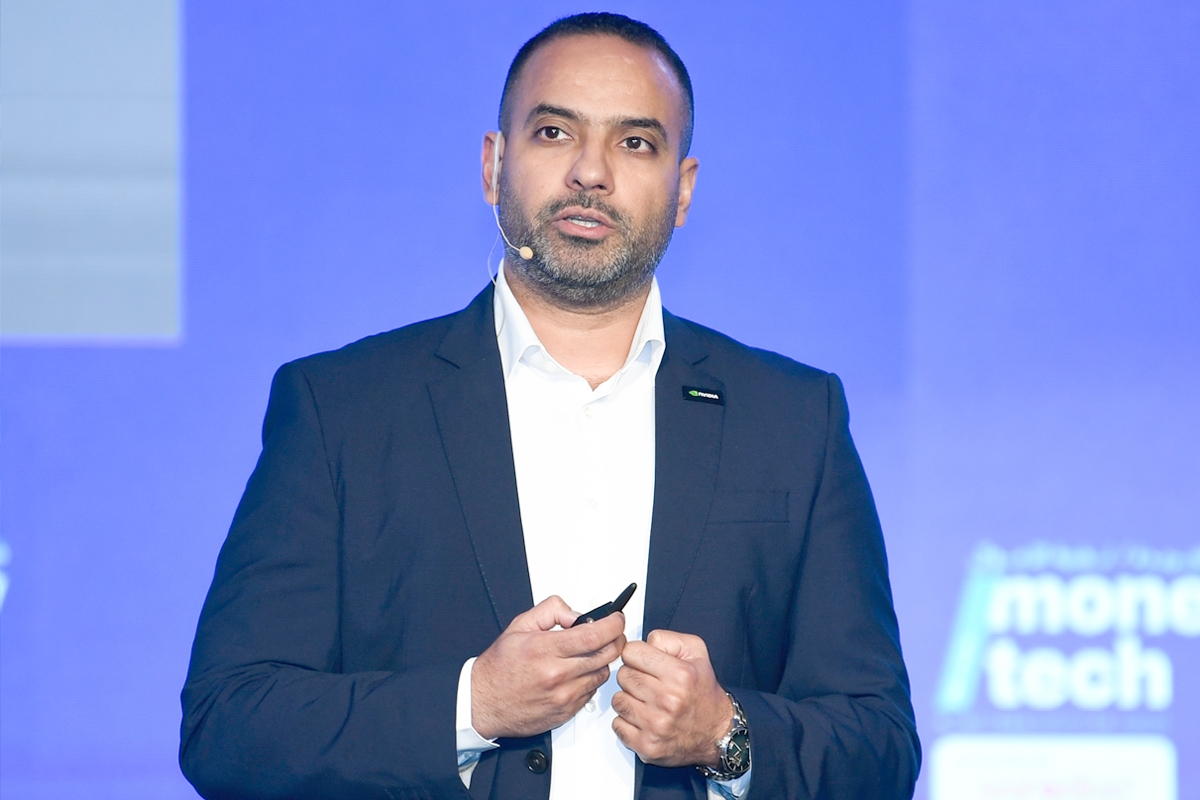  قمة الجريدة تبحر في عالم تقنية الأموال 