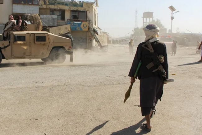 طالبان تعلن استمرار وقف إطلاق النار رغم انهيار محادثات السلام مع باكستان