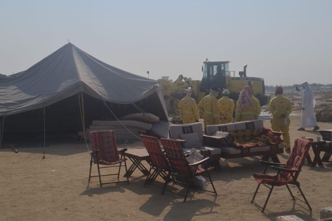 إزالة 51 مخيماً ورفع 3 «شاليهات» و«كونتينر» في اسطبلات الأحمدي