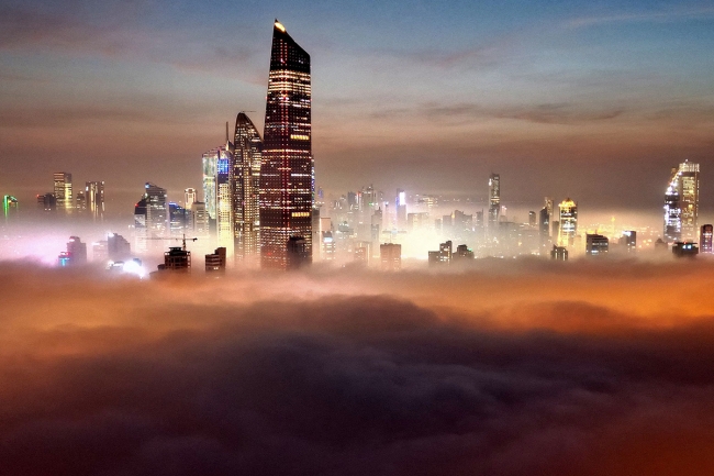 «الأرصاد» تحذر: انخفاض الرؤية الأفقية بسبب الضباب