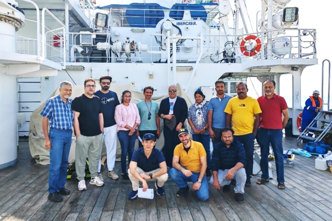 «الأبحاث» يعلن نجاح الرحلة الأوقيانوغرافية الأولى