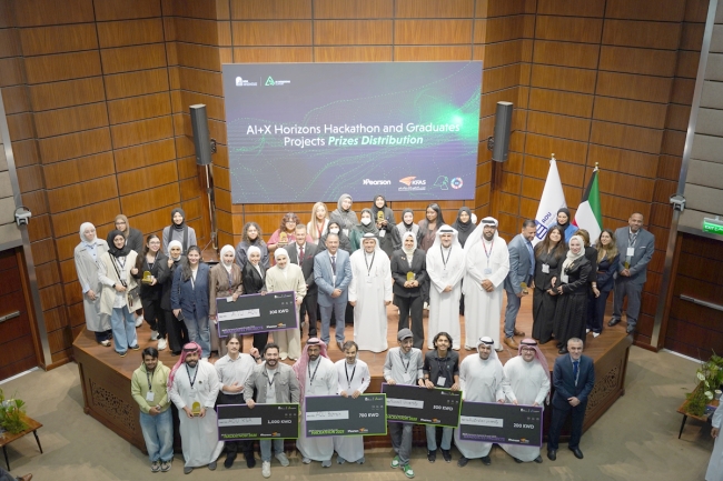 مؤتمر «الجامعة المفتوحة» يوصي بإنشاء إطار إقليمي للذكاء الاصطناعي ودمجه بأنظمة الجودة