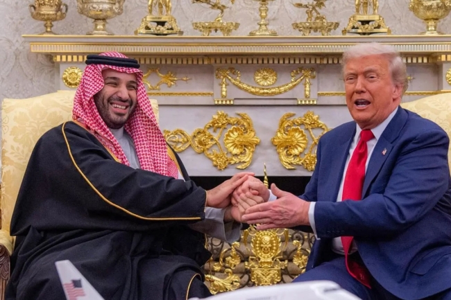 الرئيس الأميركي يعلن صفقات مع السعودية بـ 270 مليار دولار