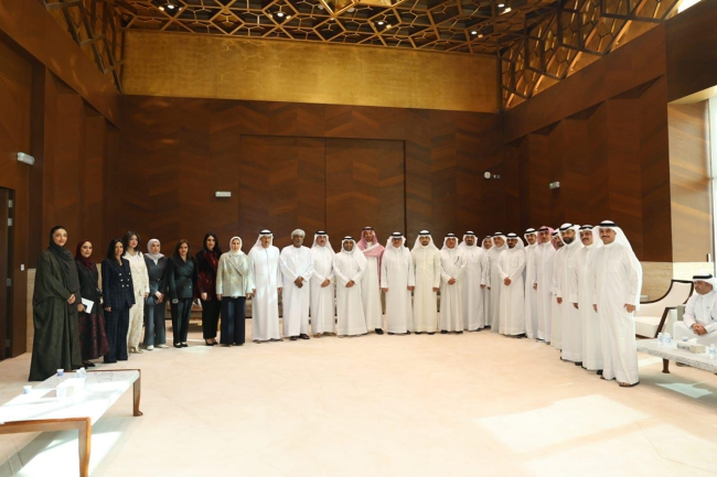 المحري يستقبل رؤساء الوفود الخليجية وبحث معهم تعزيز التعاون البلدي