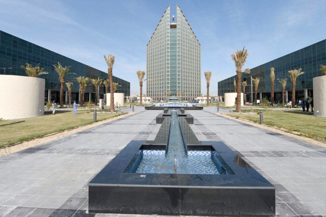 «التطبيقي»: تبنّي مبادرات صقل مهارات الطلبة