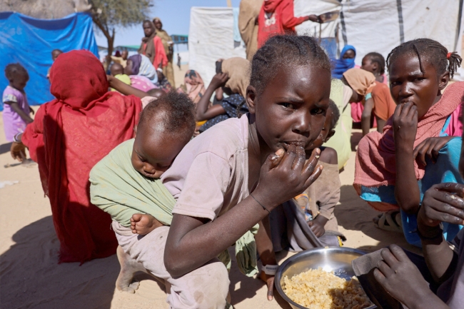 البرهان يرفض «مبادرة الرباعية» ويتمسك بالحسم العسكري