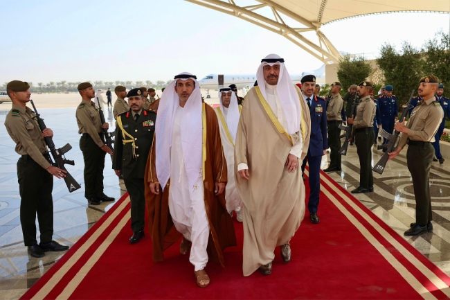 وزير الدفاع يستقبل وزراء شؤون الدفاع بالإمارات والبحرين وعمان