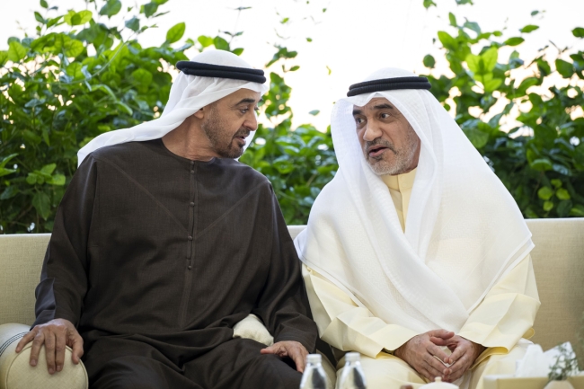 الرئيس الإماراتي استقبل اليوسف بقصر البحر بأبوظبي