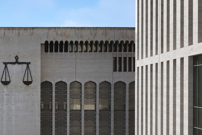 «العدل»: عدم السداد قد يعرّضك لإجراءات تنفيذية لحماية الحقوق والممتلكات