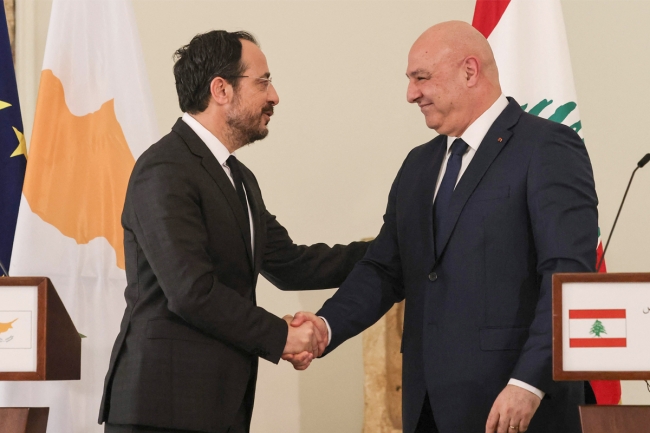 لبنان يرسّم حدوده البحرية مع قبرص... ومصر تطرح ملامح مبادرة للجم إسرائيل