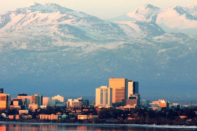 زلزال بقوة 6 ريختر يضرب منطقة أنكوراج بولاية ألاسكا الأميركية