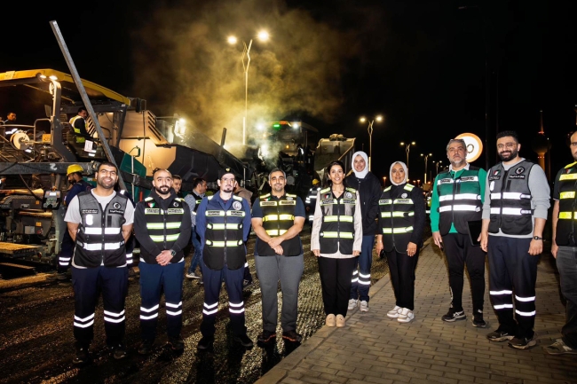 وزيرة «الأشغال» تتفقد أعمال صيانة شارع الخليج العربي