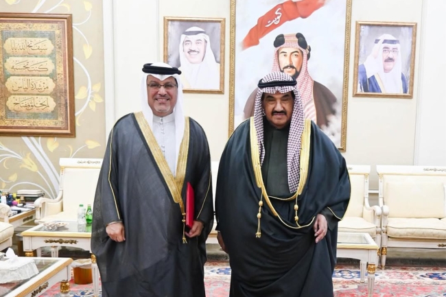 المحمد مستقبلاً السفير المالكي: علاقات أخوية وثيقة تجمع الكويت والبحرين