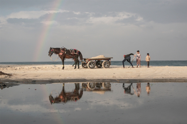 مشعل يعرض ضمانات بعدم مهاجمة إسرائيل بدلاً من نزع السلاح