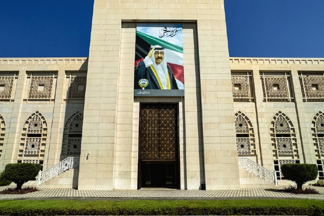 الكويت تدين اقتحام قوات الاحتلال الإسرائيلي مقر الأونروا