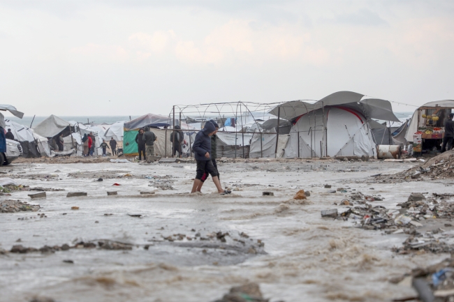 مؤتمر بالدوحة لتشكيل «قوة غزة» واغتيال ثاني أرفع قيادي عسكري في «حماس»