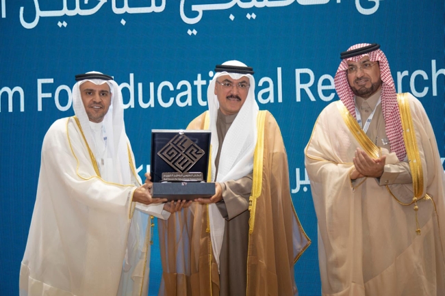 وزير التربية: الكويت تؤمن بأهمية العمل الخليجي في بناء منظومة بحثية متكاملة