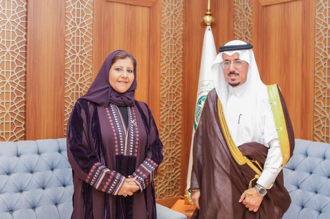 جواهر الدعيج تبحث مع مدير «حقوق الإنسان» بـ «التعاون الإسلامي» التعاون الثنائي