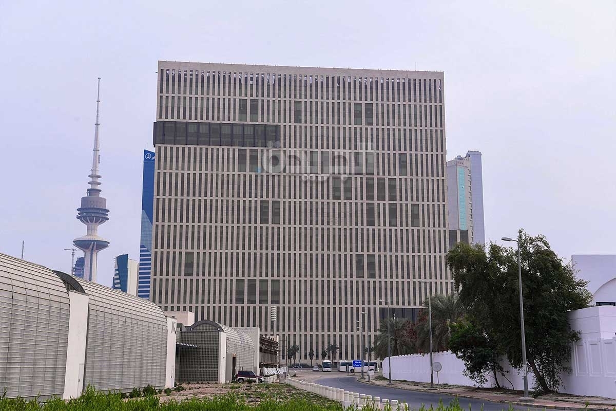 «الإدارية» تلغي قرار «التأمينات» بخفض راتب استثنائي لموظفة بمجلس الوزراء 