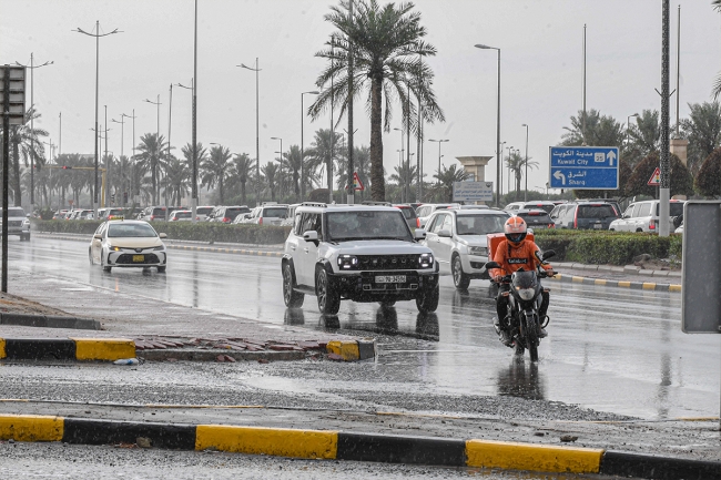 الوفرة الأعلى بكميات الأمطار المسجلة أمس و«الأبرق» أقلها