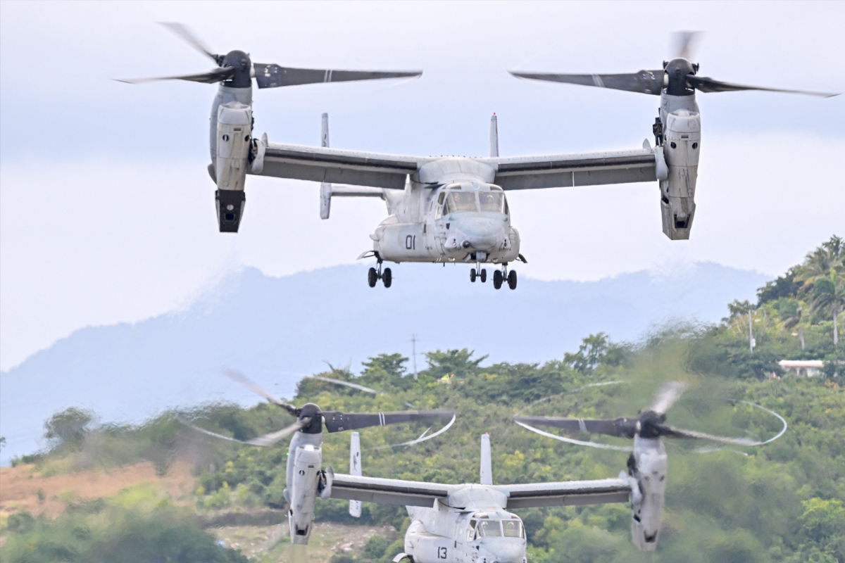 سلام أوكرانيا يهبط بالنفط وحصار فنزويلا يقفز به 