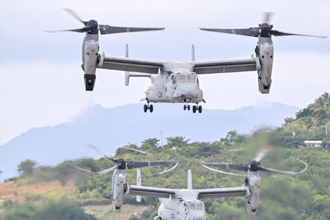 ترامب يفرض حصاراً بحرياً جزئياً على فنزويلا