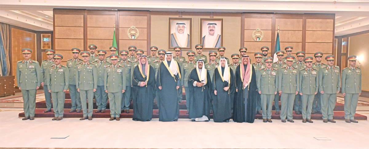 الأمير خلال الزيارة الرمضانية إلى الحرس الوطني