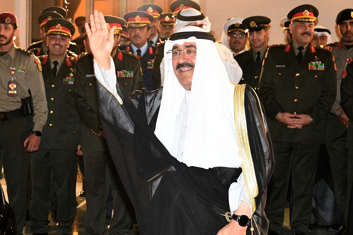 الكويت تجدد الولاء لأميرها 