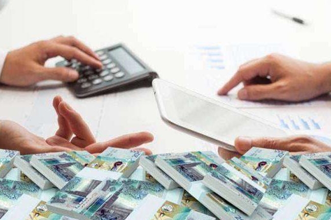 التسهيلات الائتمانية لقطاع الأعمال تمثّل 62.4% من الإجمالي. بلغت 33.24 مليار دينار بزيادة 3.36 مليارات في 11 شهراً 