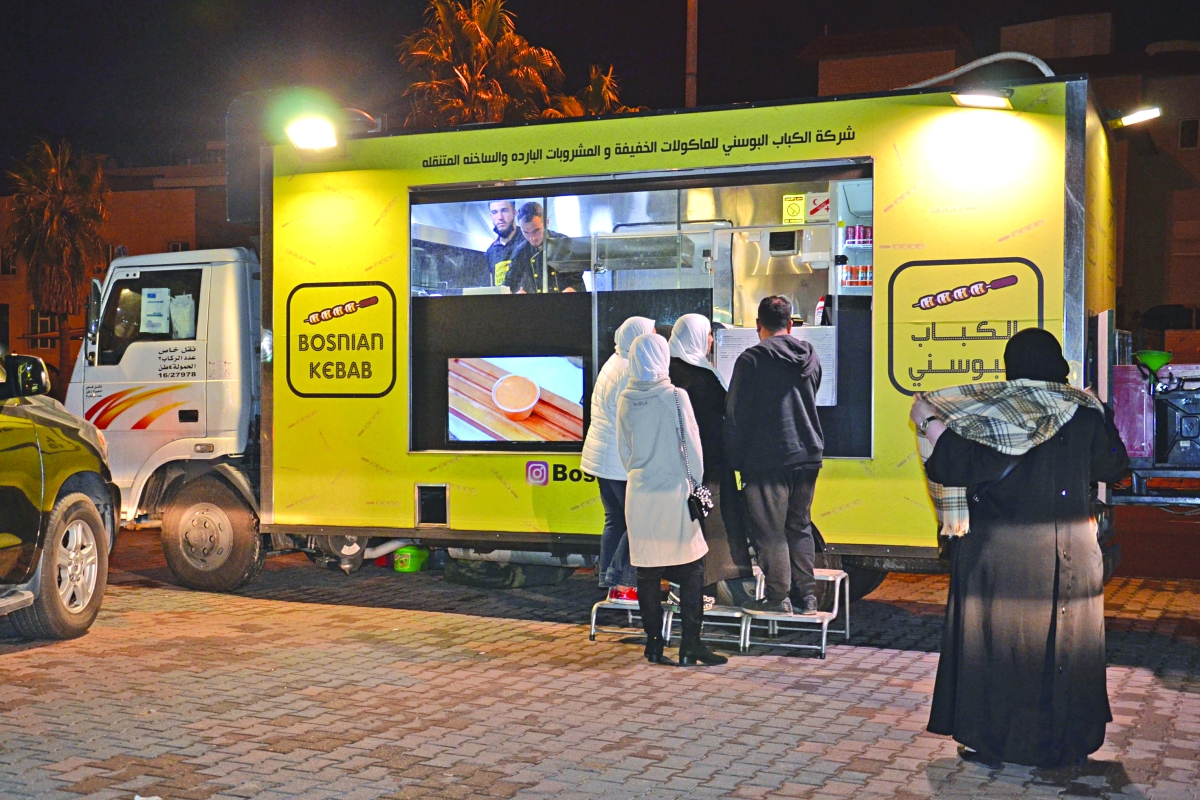 إلغاء 589 رخصة لشركات العربات المتنقلة 