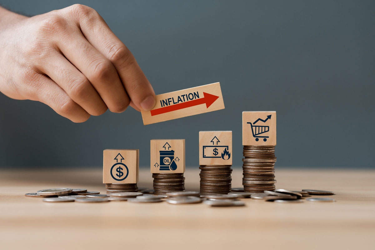 «الوطني»: استمرار تباين مسارات السياسات النقدية العالمية 